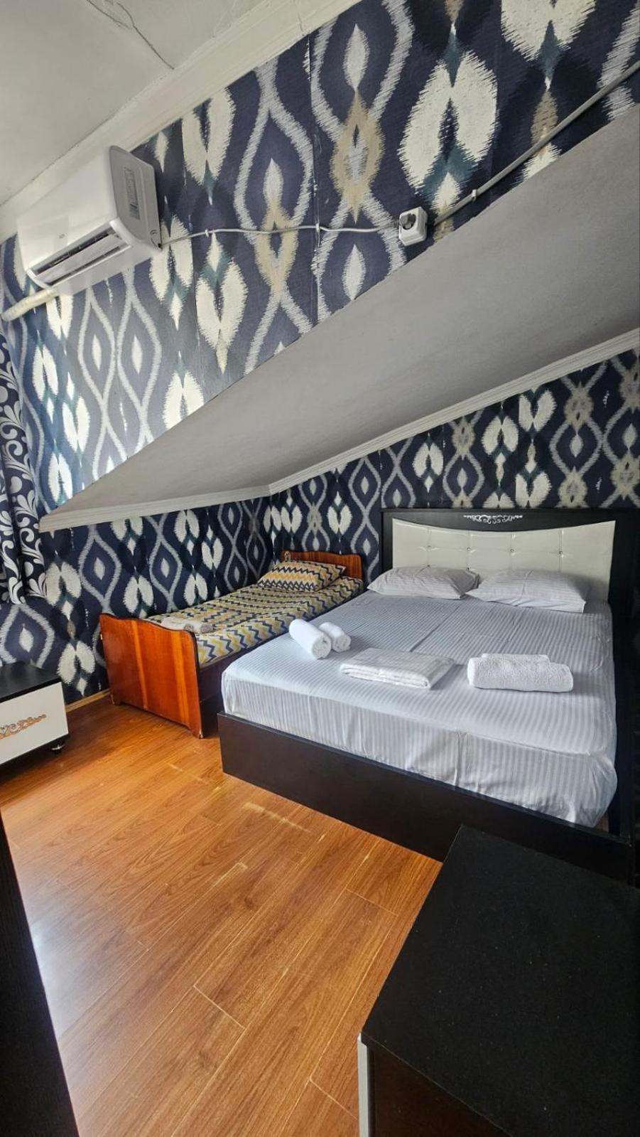 Apartment Zurabi Batum Oda fotoğraf